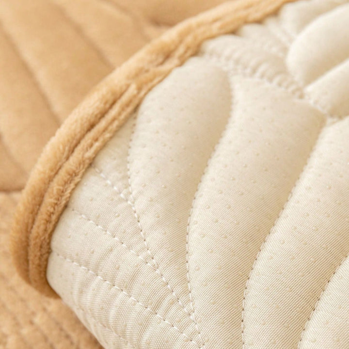 Kid & Pet Friendly Couch Cover - Non-Slip & Plush
