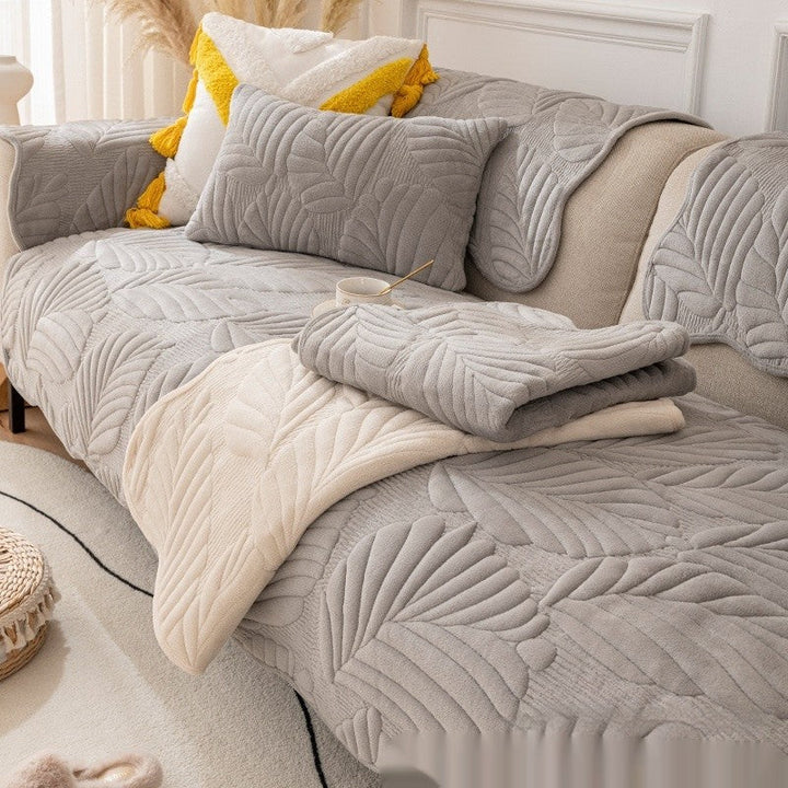 Kid & Pet Friendly Couch Cover - Non-Slip & Plush