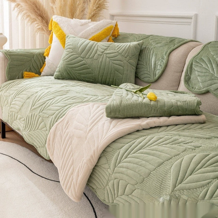 Kid & Pet Friendly Couch Cover - Non-Slip & Plush